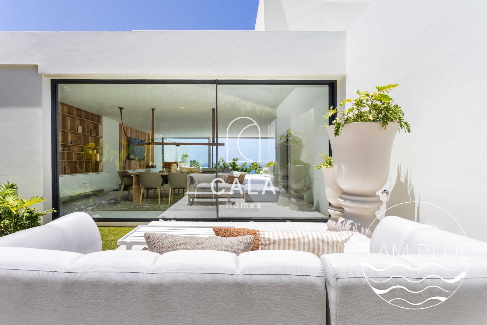 Luxury Villa with Panoramic Ocean Views – San Eugenio Alto
