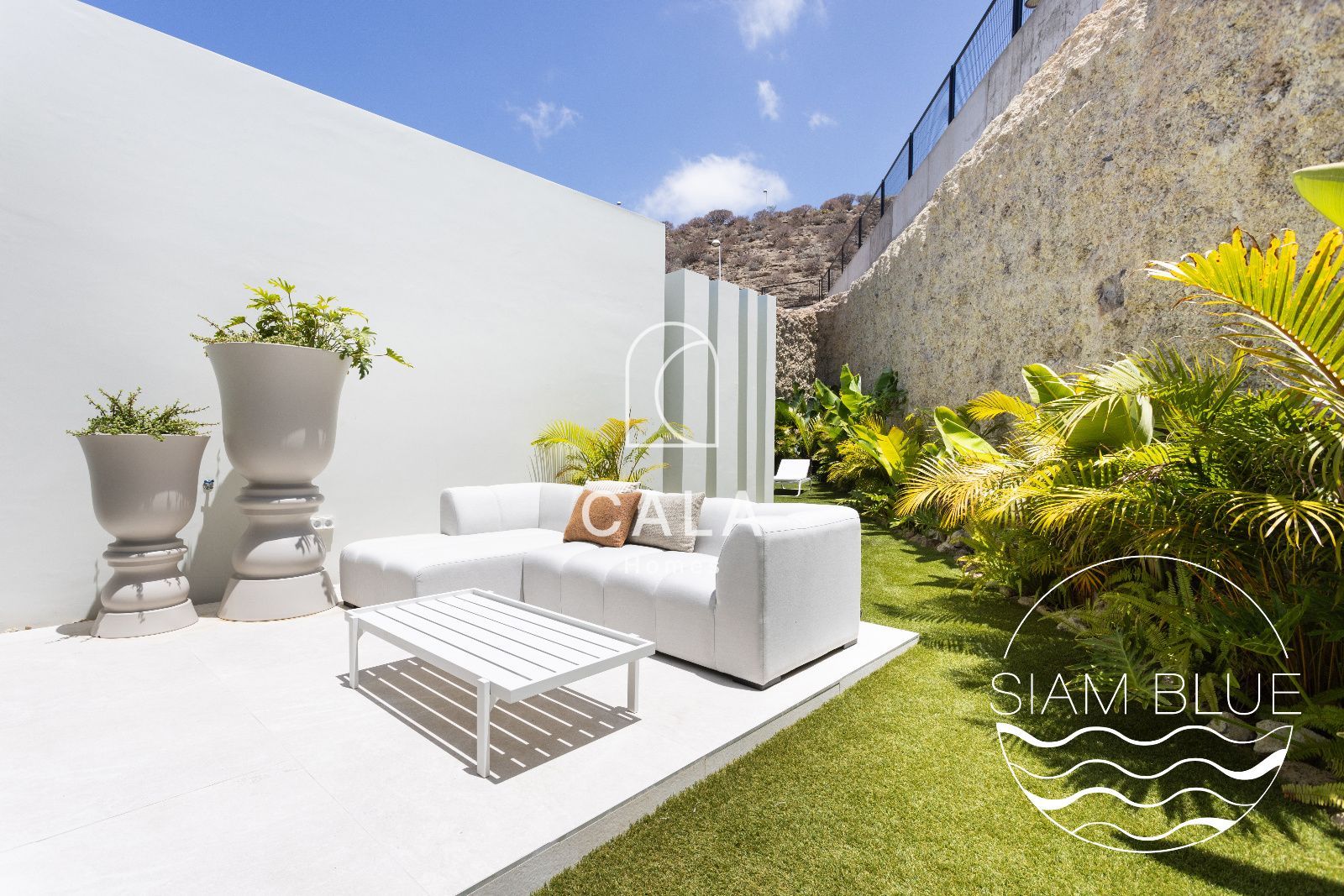 Luxury Villa with Panoramic Ocean Views – San Eugenio Alto