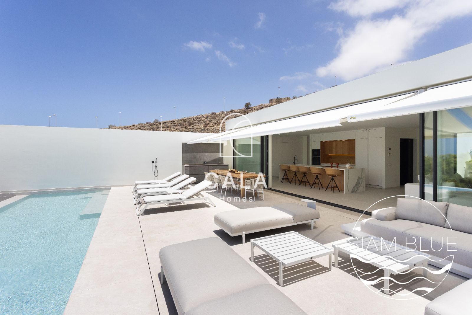Luxury Villa with Panoramic Ocean Views – San Eugenio Alto