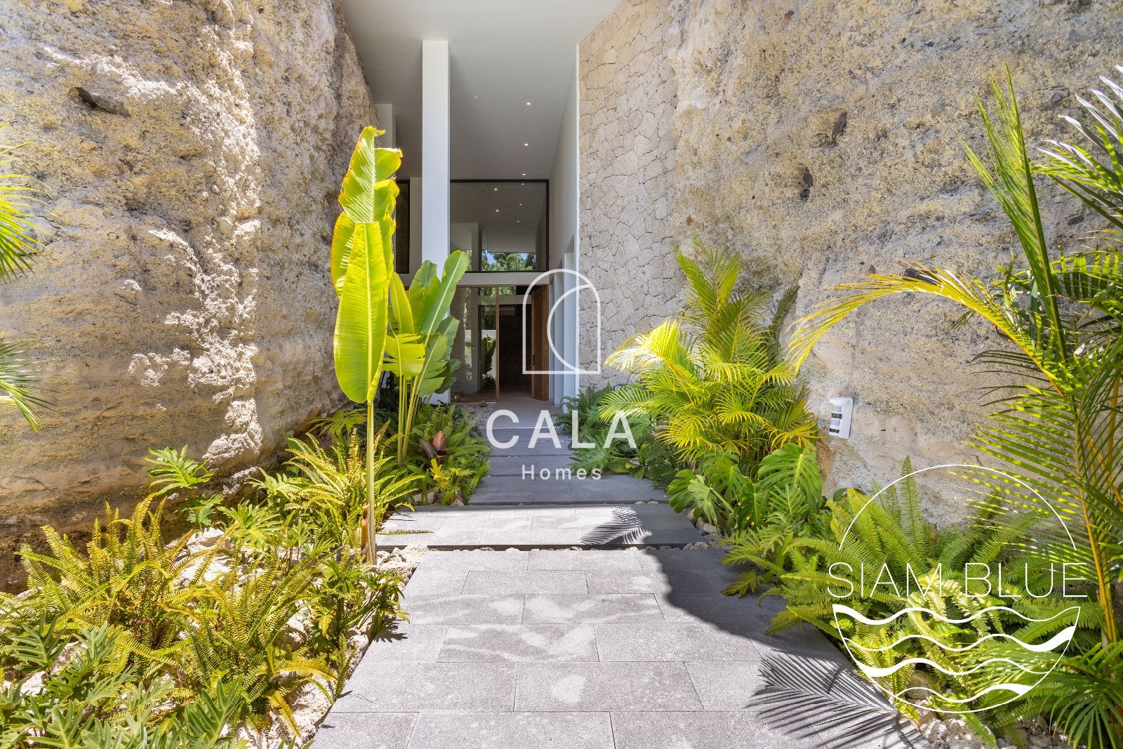 Luxury Villa with Panoramic Ocean Views – San Eugenio Alto