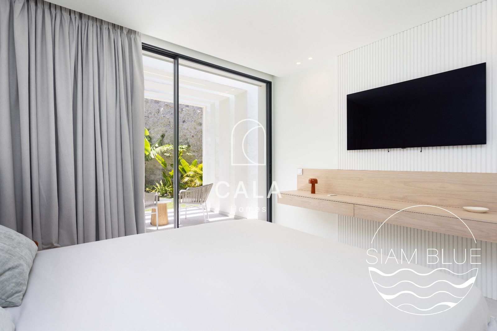 Luxury Villa with Panoramic Ocean Views – San Eugenio Alto