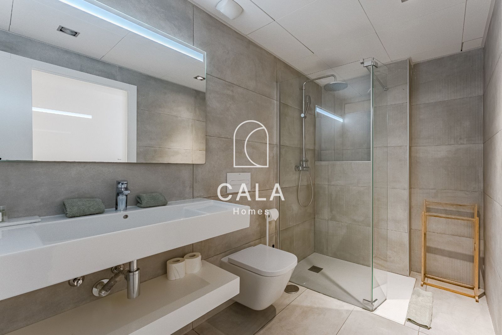 Modern 1-Bedroom Apartment in the Heart of Adeje