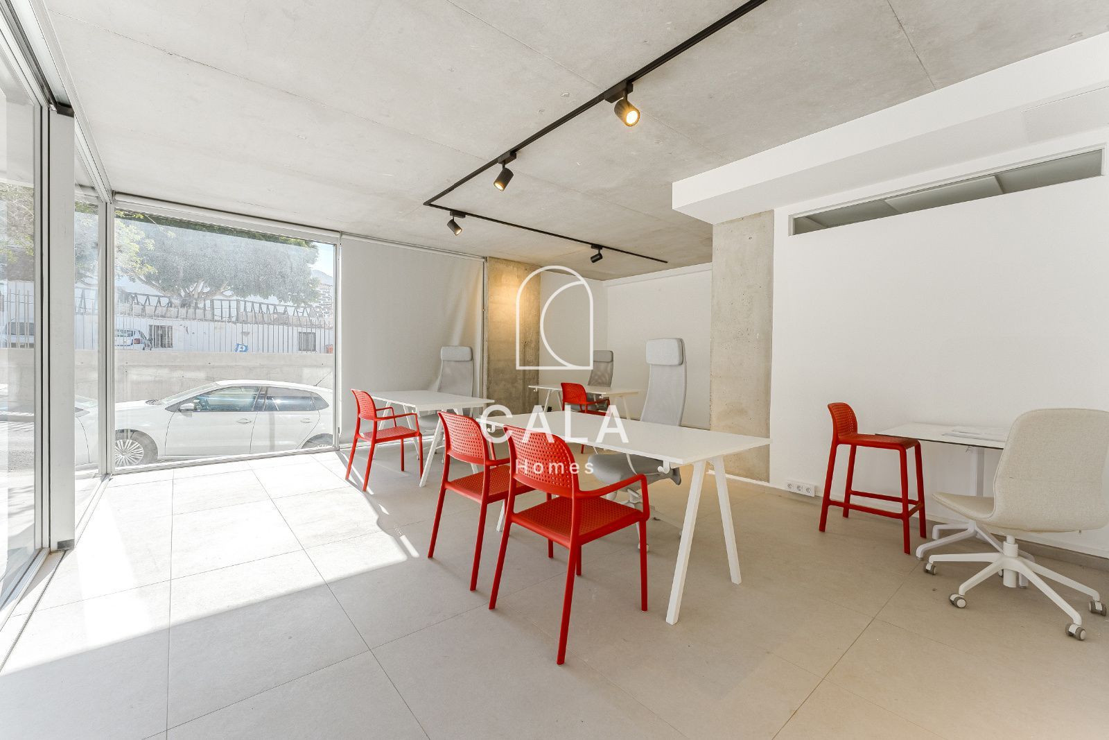 Commercial Premises for Sale in the Centre of Adeje