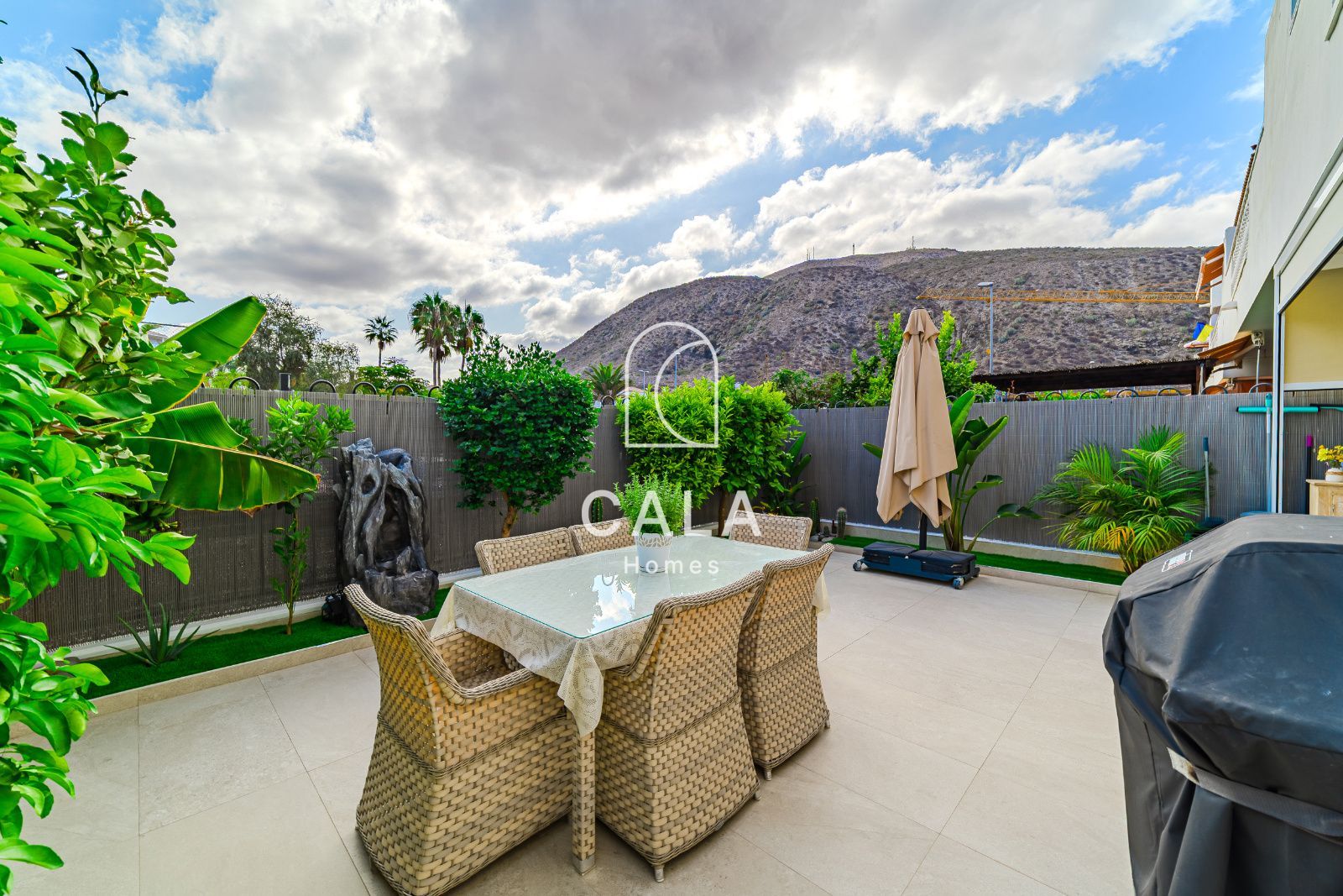 Renovated Apartment with Terrace in Los Cristianos