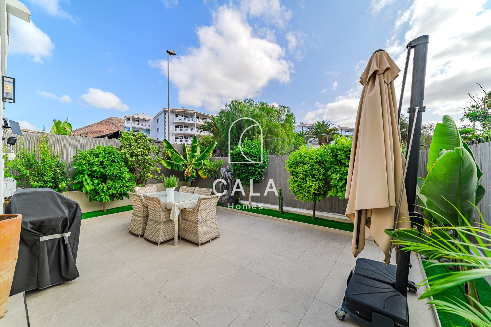 Renovated Apartment with Terrace in Los Cristianos