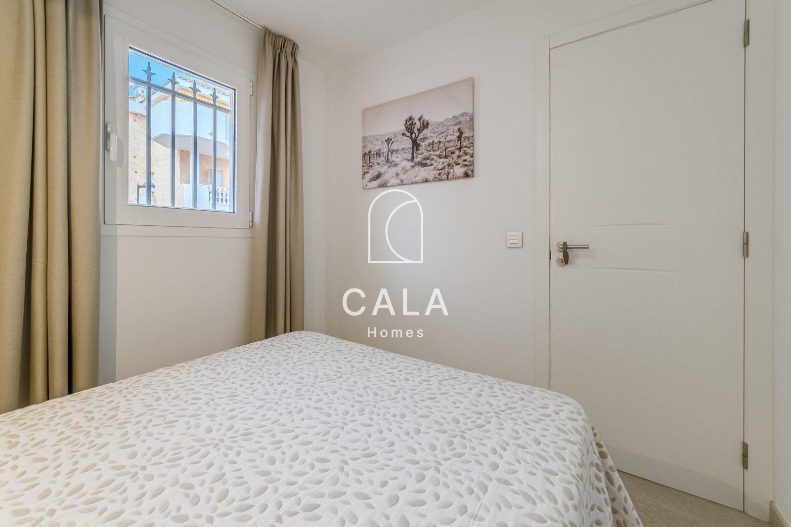 Renovated Apartment with Terrace in Los Cristianos