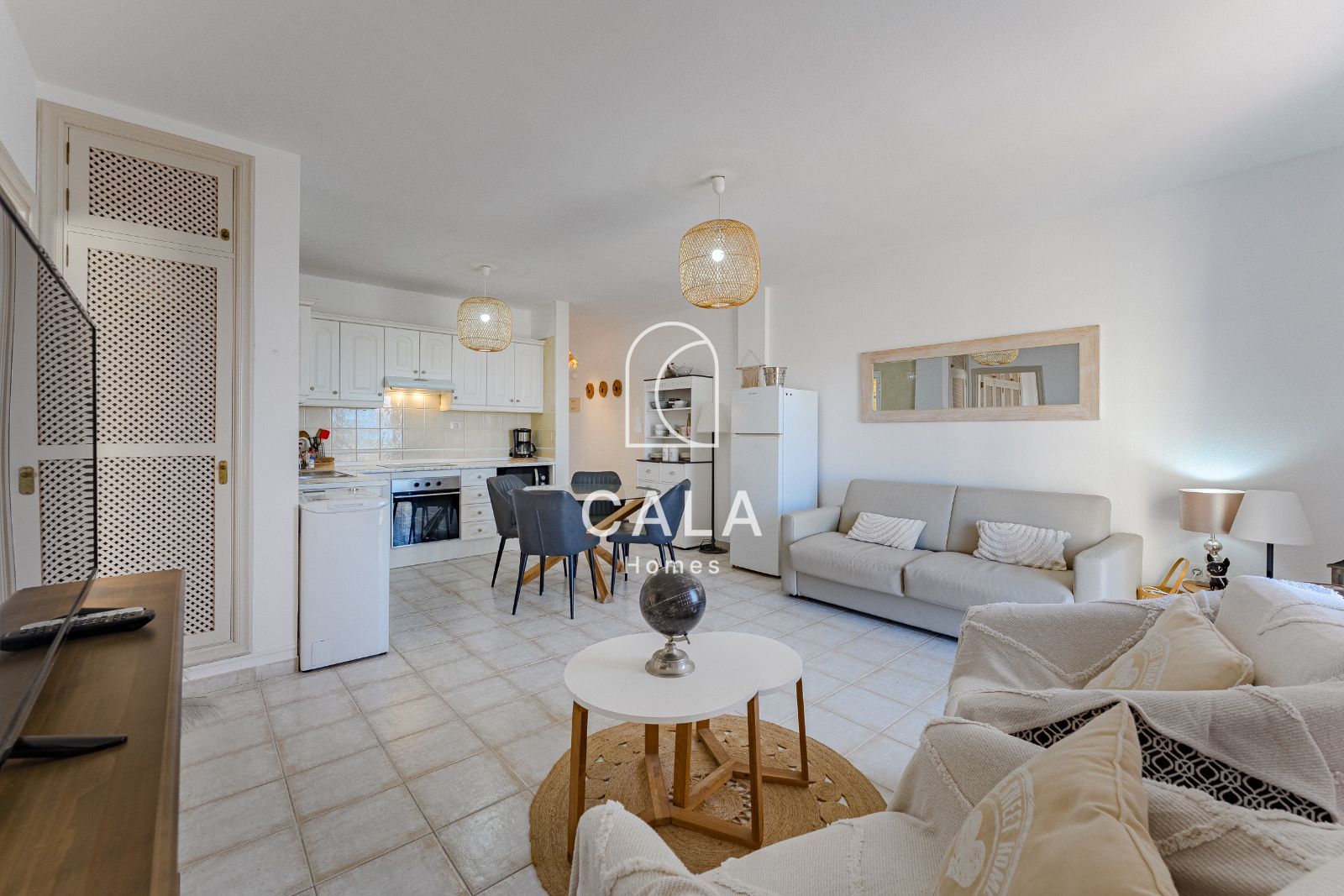 (Español) Acogedor y luminoso piso en Torviscas