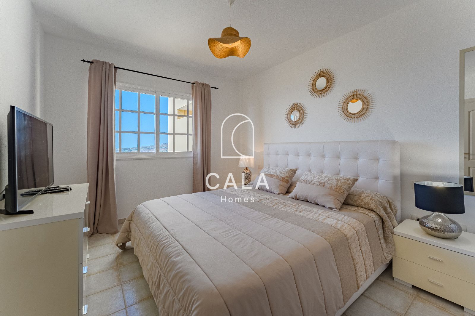 (Español) Acogedor y luminoso piso en Torviscas