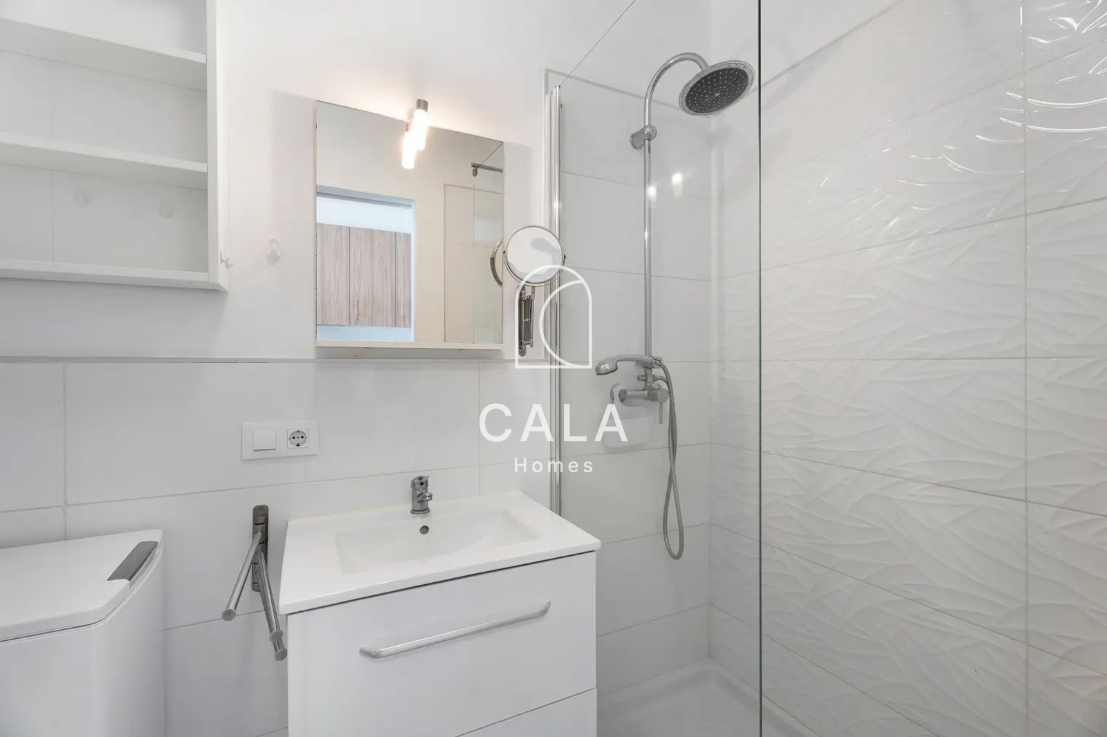 1-Bedroom Flat in San Eugenio Alto