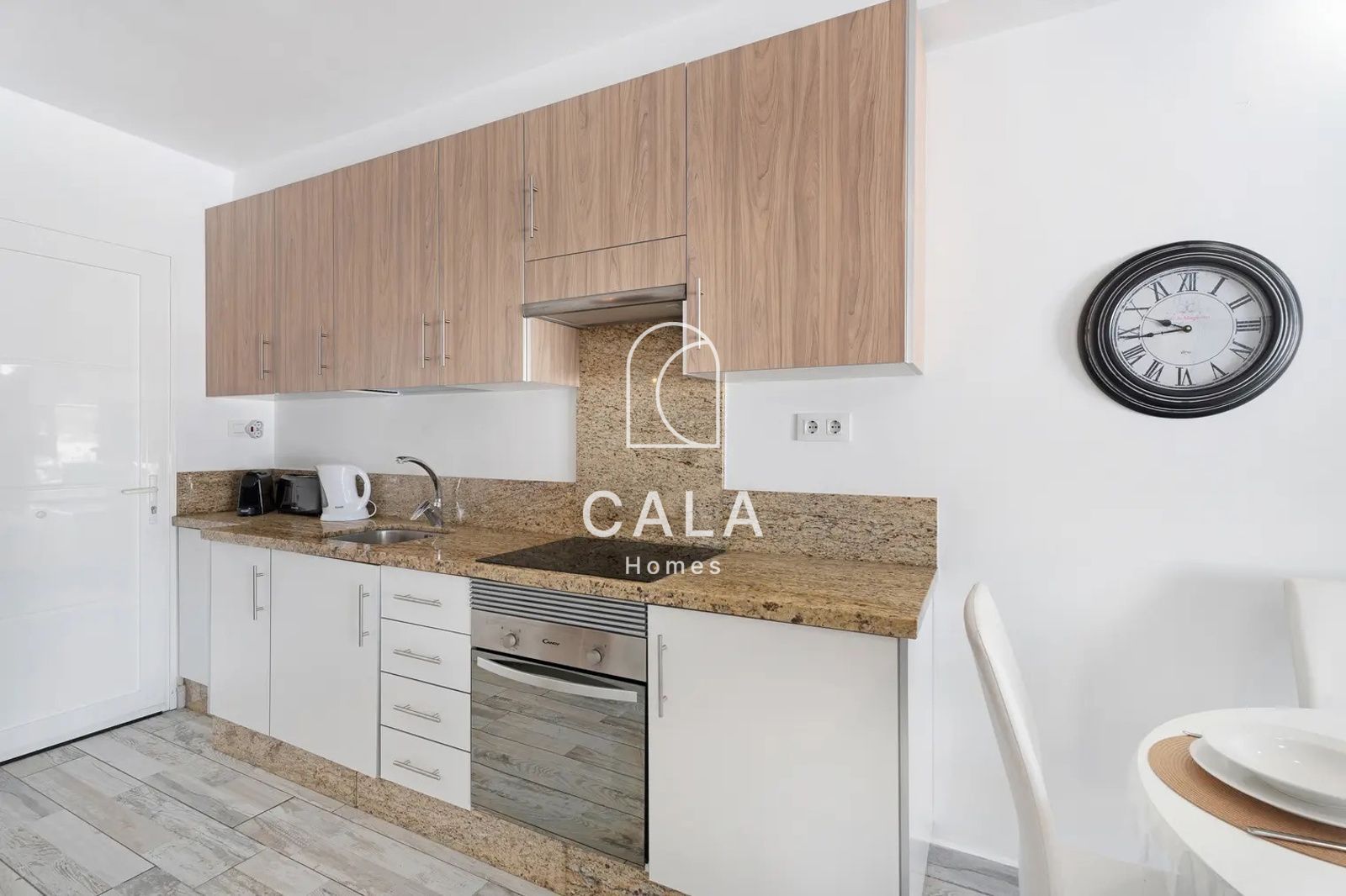 1-Bedroom Flat in San Eugenio Alto