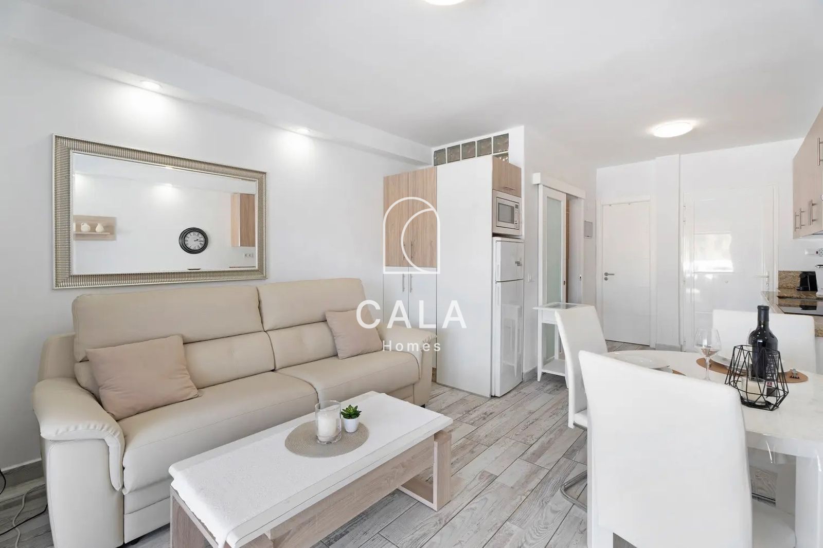 1-Bedroom Flat in San Eugenio Alto