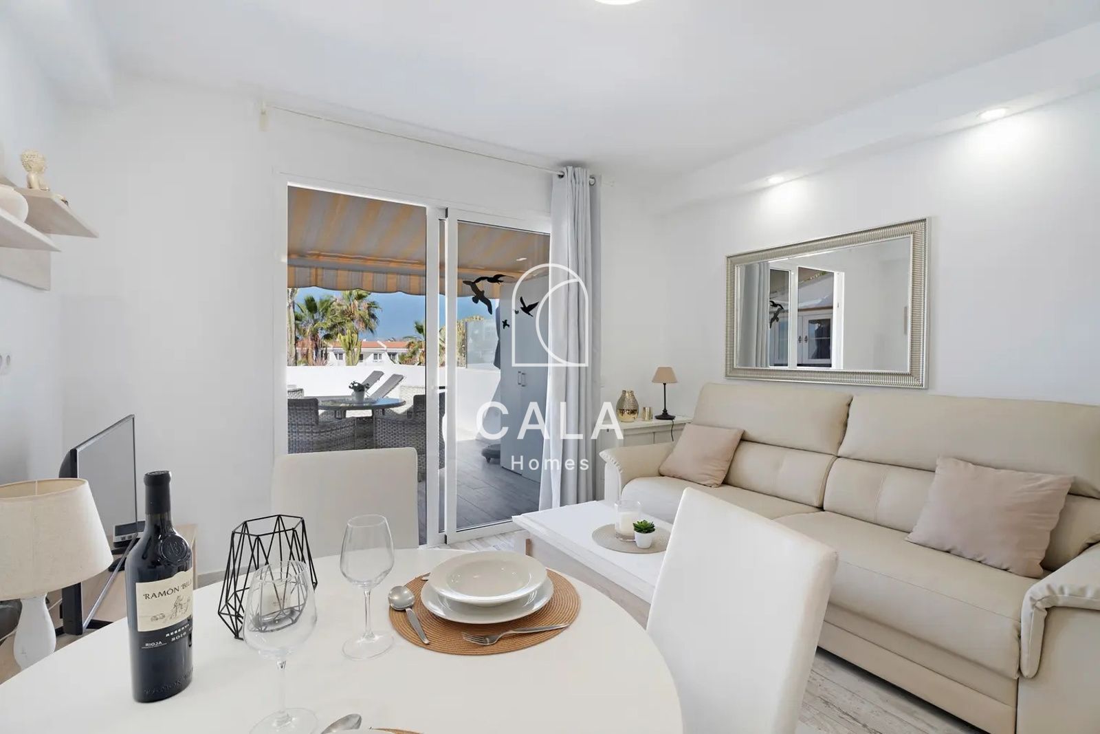 1-Bedroom Flat in San Eugenio Alto