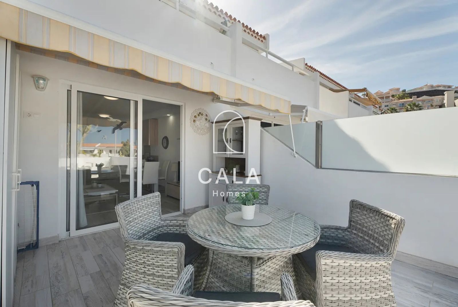 1-Bedroom Flat in San Eugenio Alto