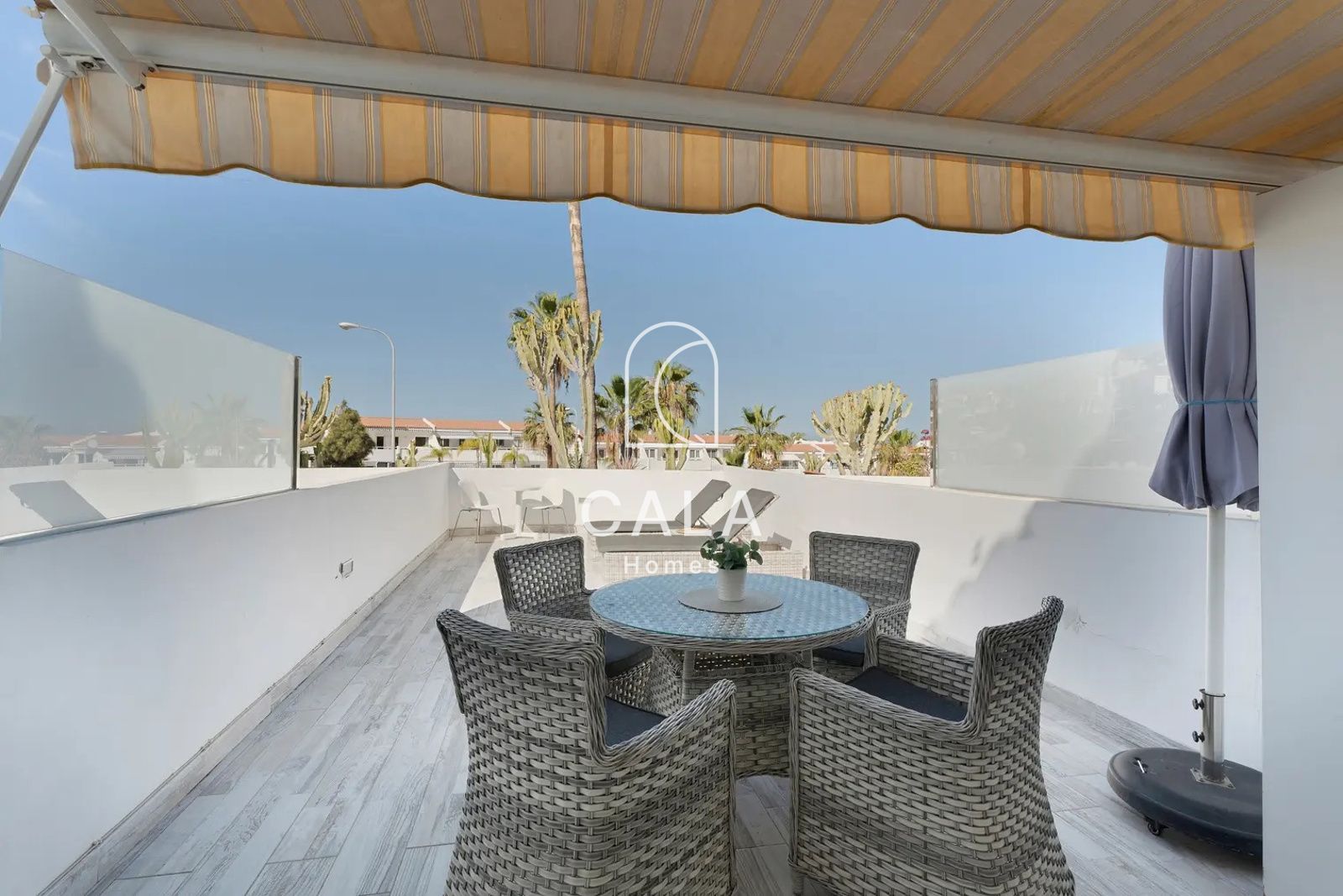 1-Bedroom Flat in San Eugenio Alto
