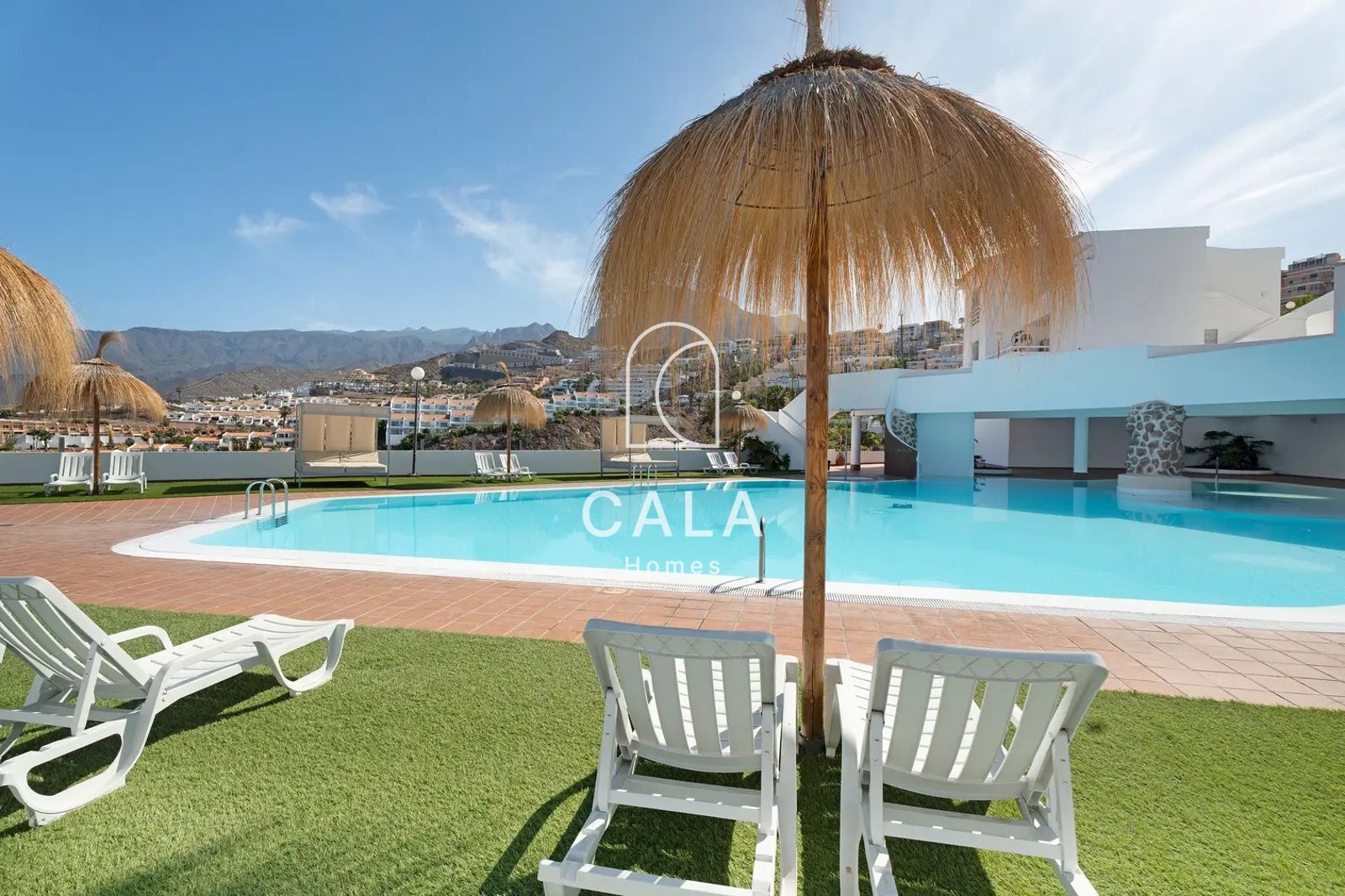 1-Bedroom Flat in San Eugenio Alto
