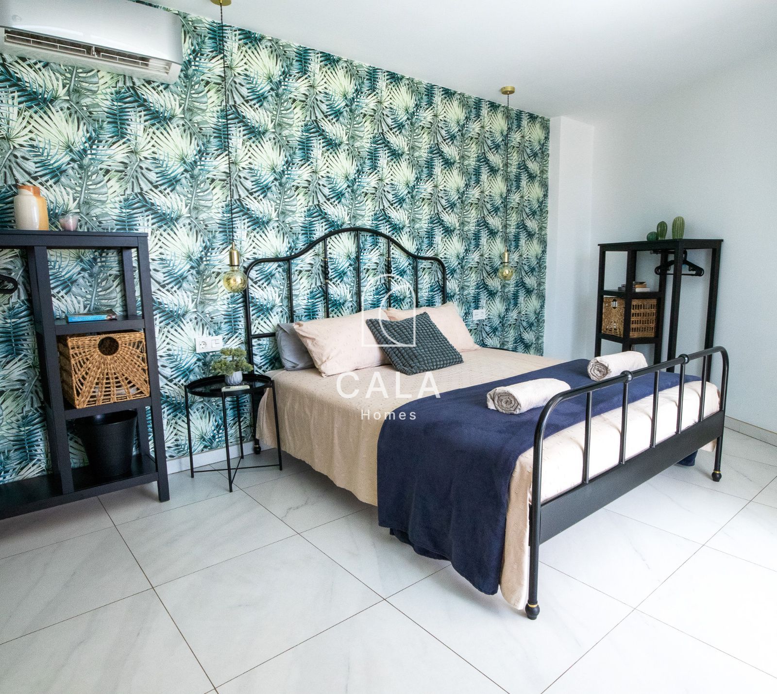 Apartamento Único en el Corazón de Las Américas con Vista al Mar