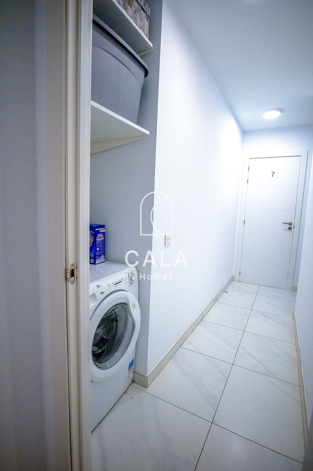 Apartamento Único en el Corazón de Las Américas con Vista al Mar