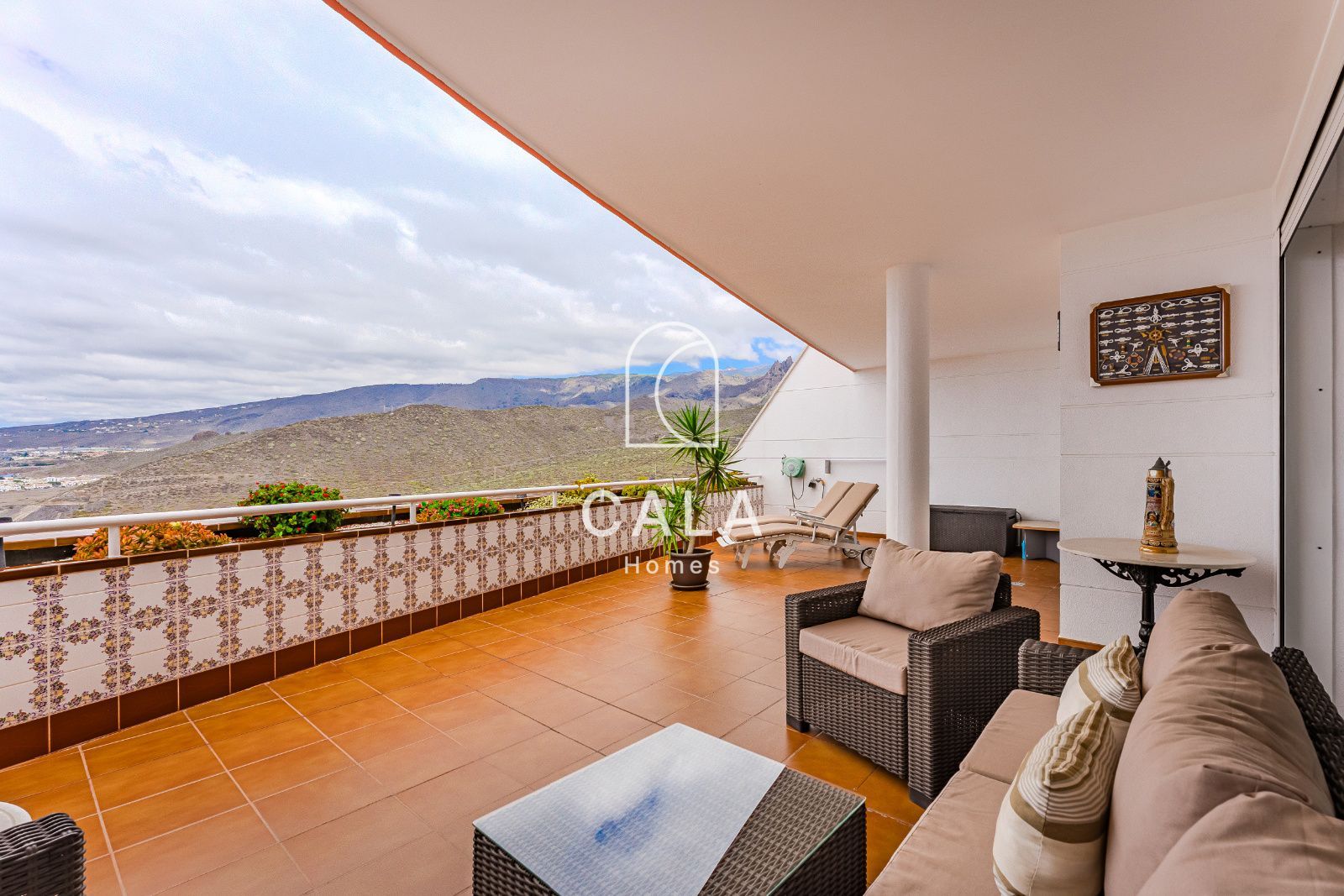 Exclusivo Apartamento con Vistas Panorámicas al Océano