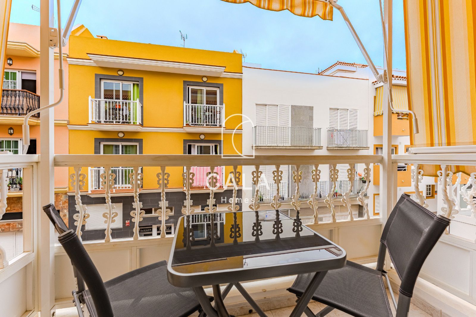 Encantador apartamento reformado en la zona de Playa San Juan.