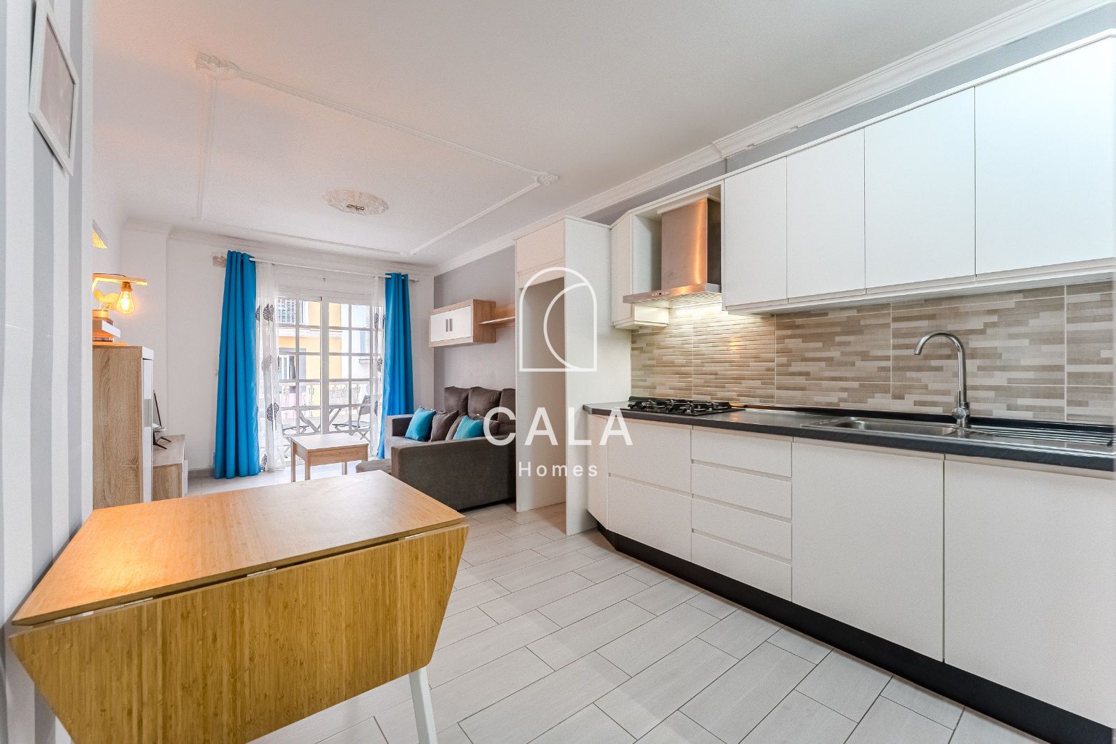 Encantador apartamento reformado en la zona de Playa San Juan.