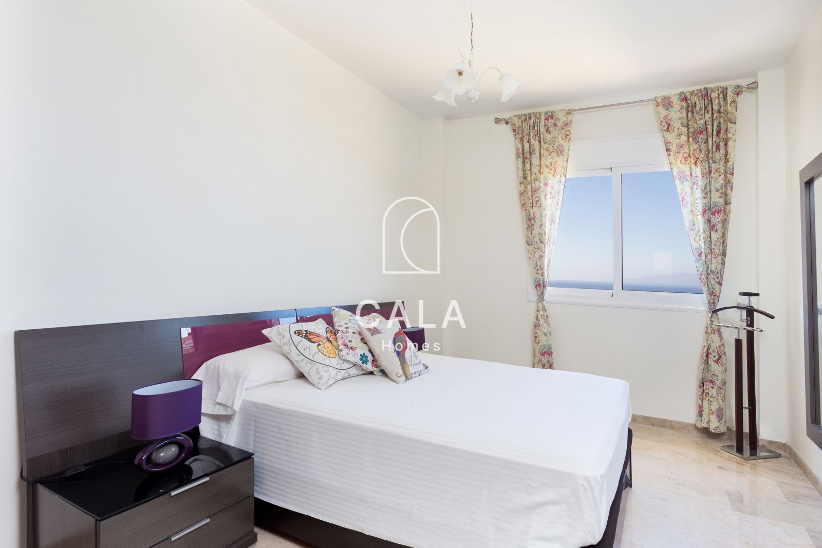 Luxury duplex penthouse with breathtaking views of the ocean and Los Gigantes cliffs