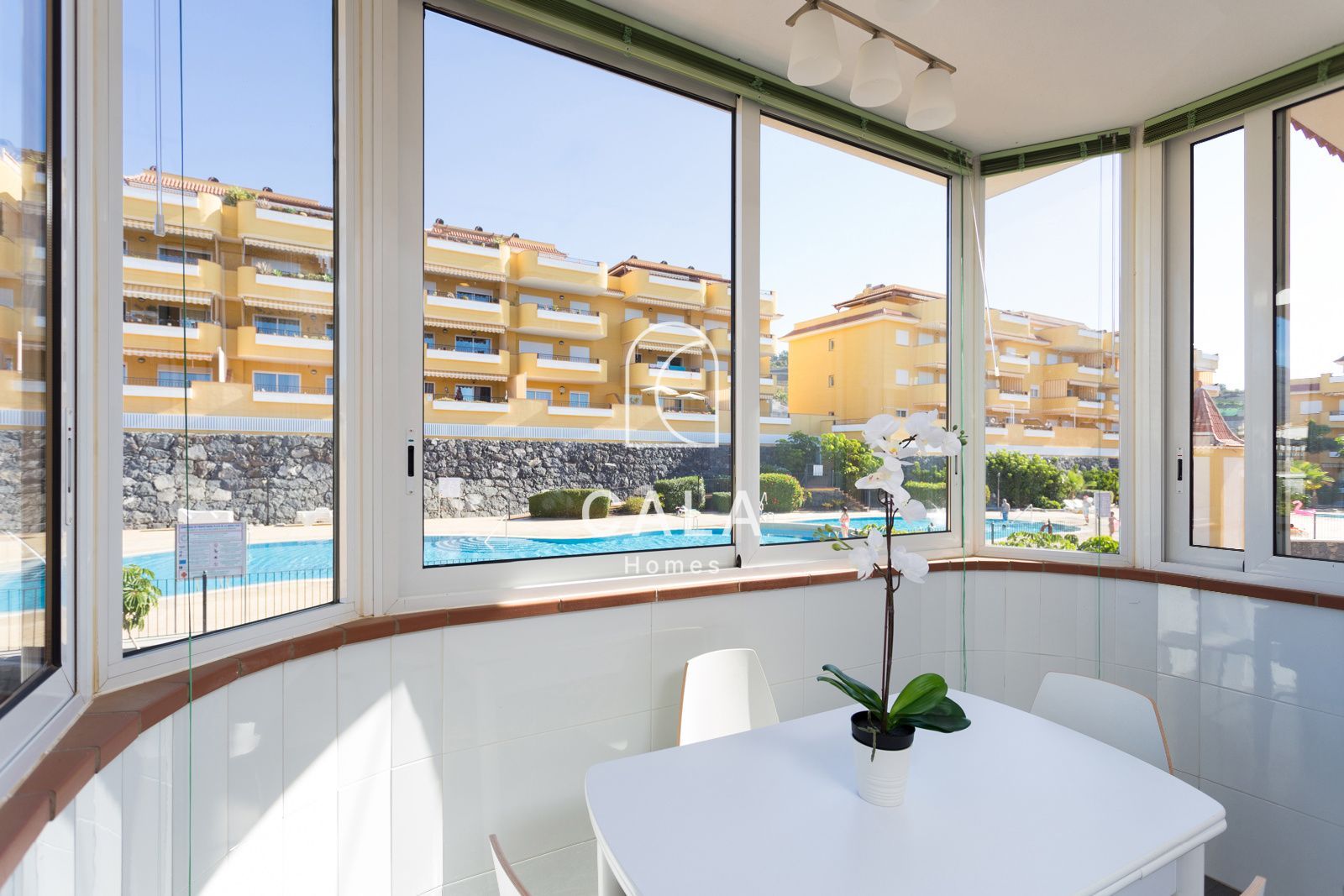 Luxury duplex penthouse with breathtaking views of the ocean and Los Gigantes cliffs