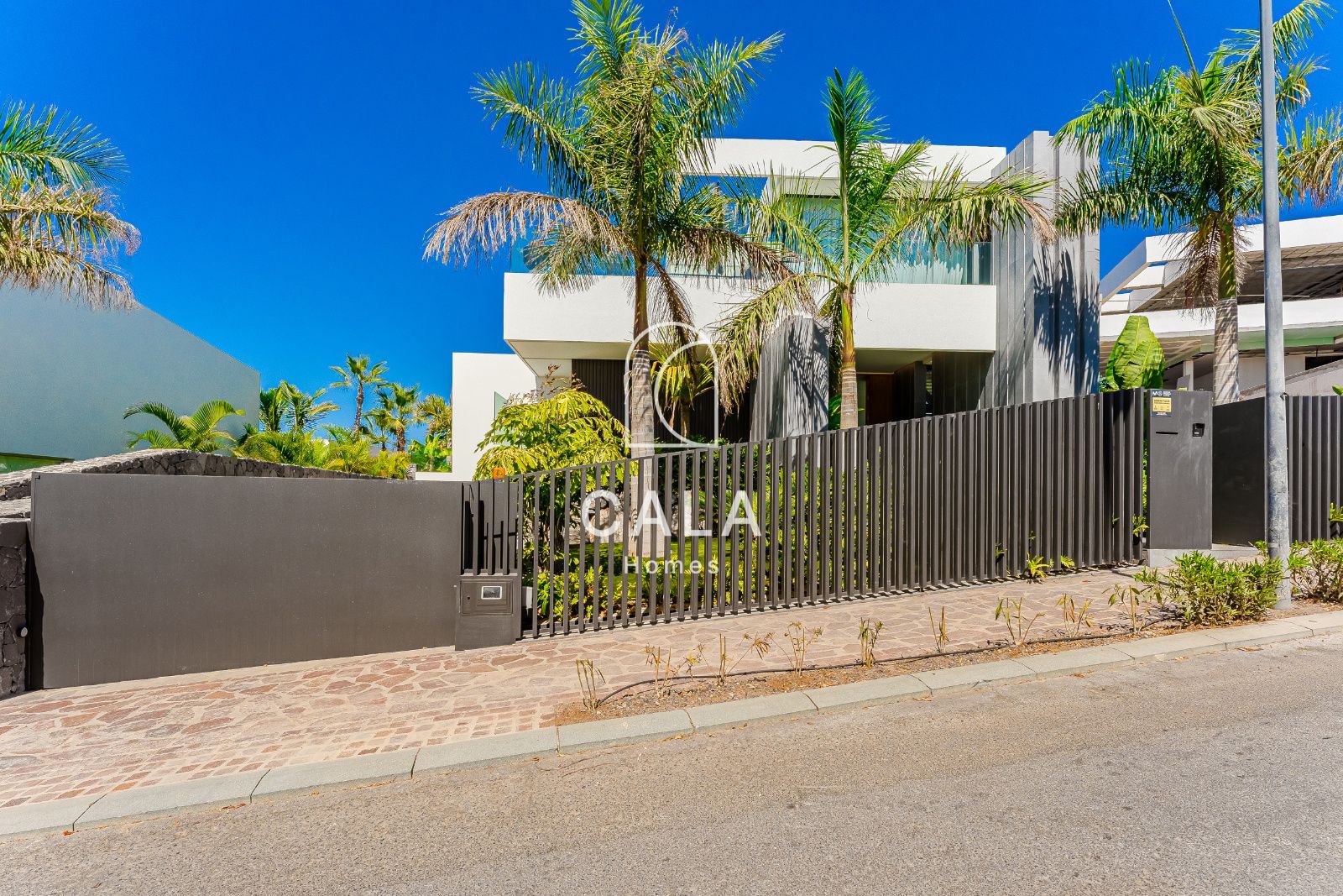 Exclusive Contemporary Design Villa in Abama