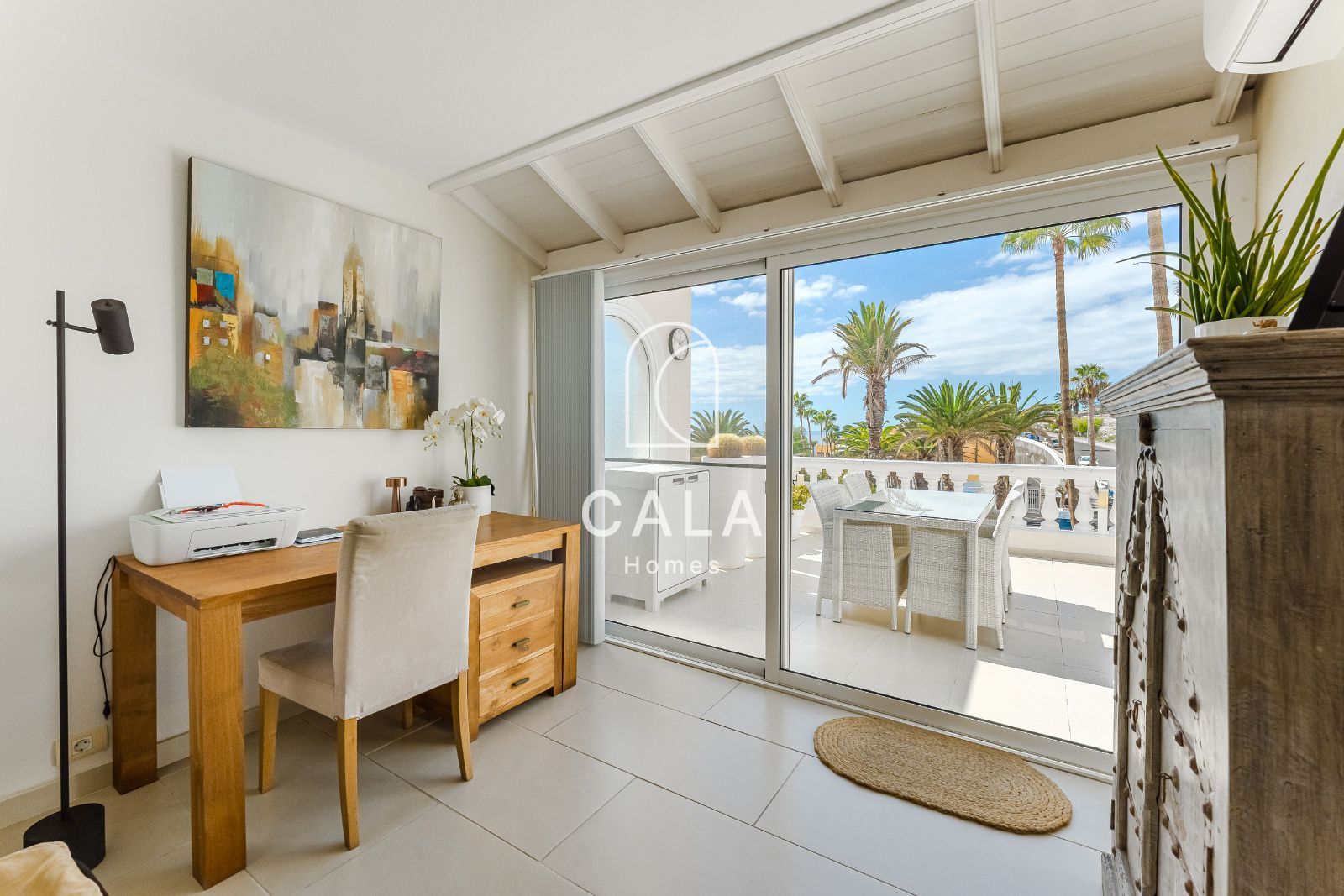 Apartamento exclusivo con amplia terraza soleada en San Eugenio-Adeje