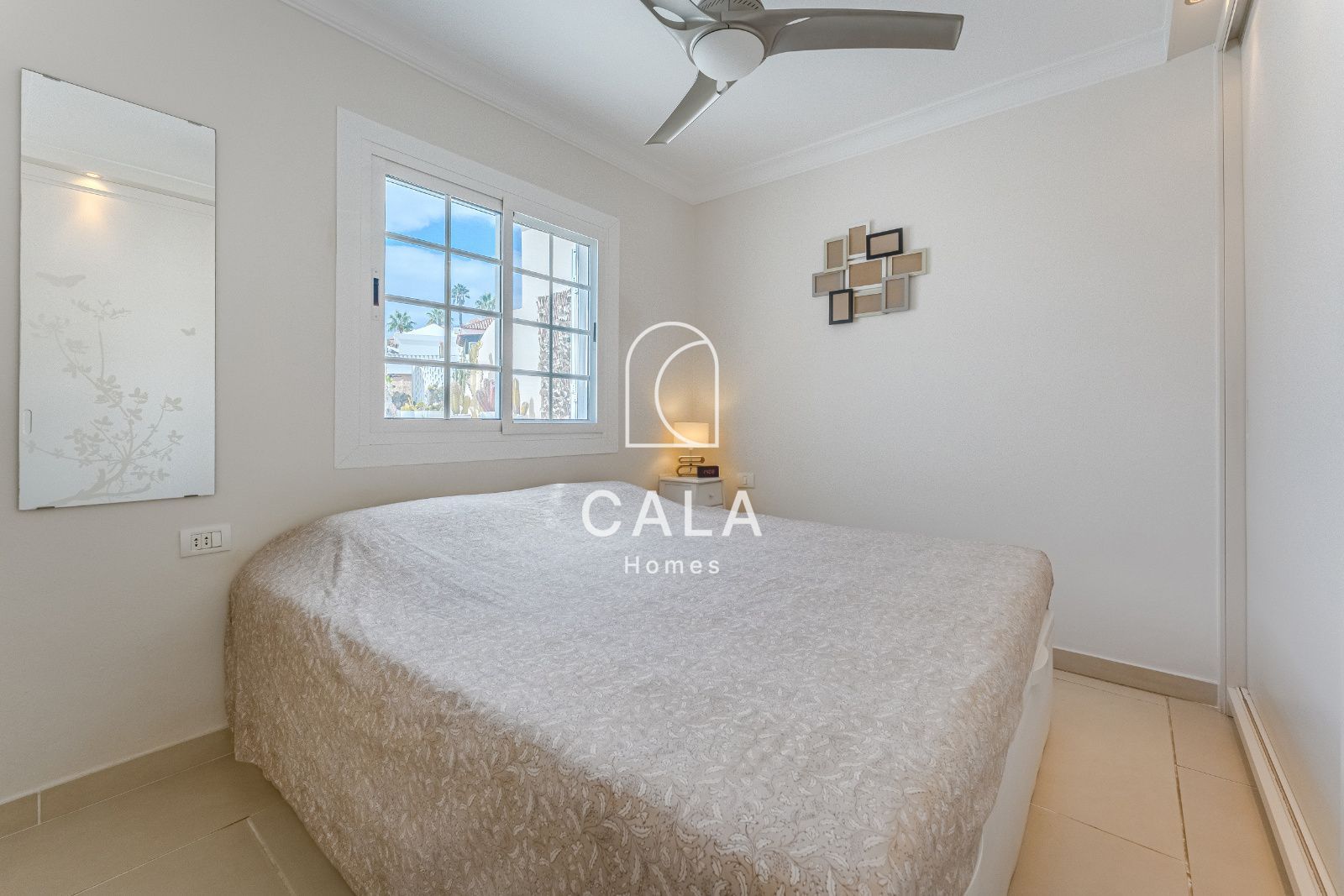 Apartamento exclusivo con amplia terraza soleada en San Eugenio-Adeje