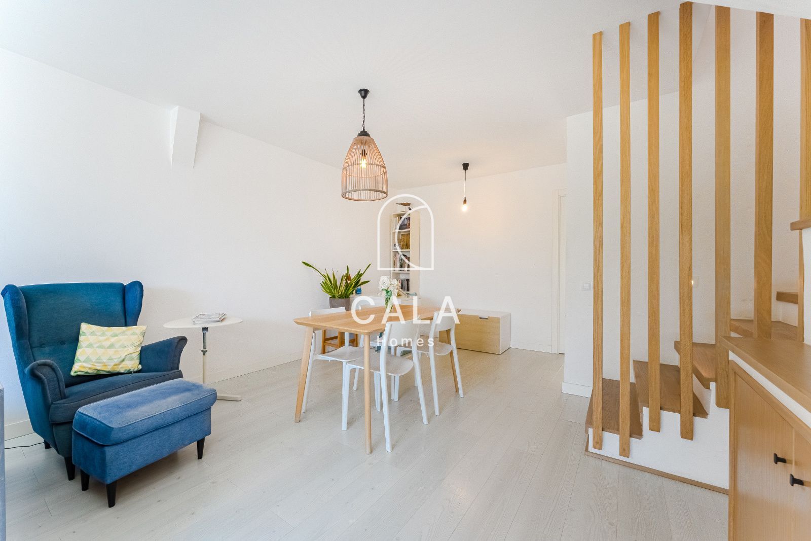 Exclusive Corner House with Sea Views, Private Garden and Independent Studio