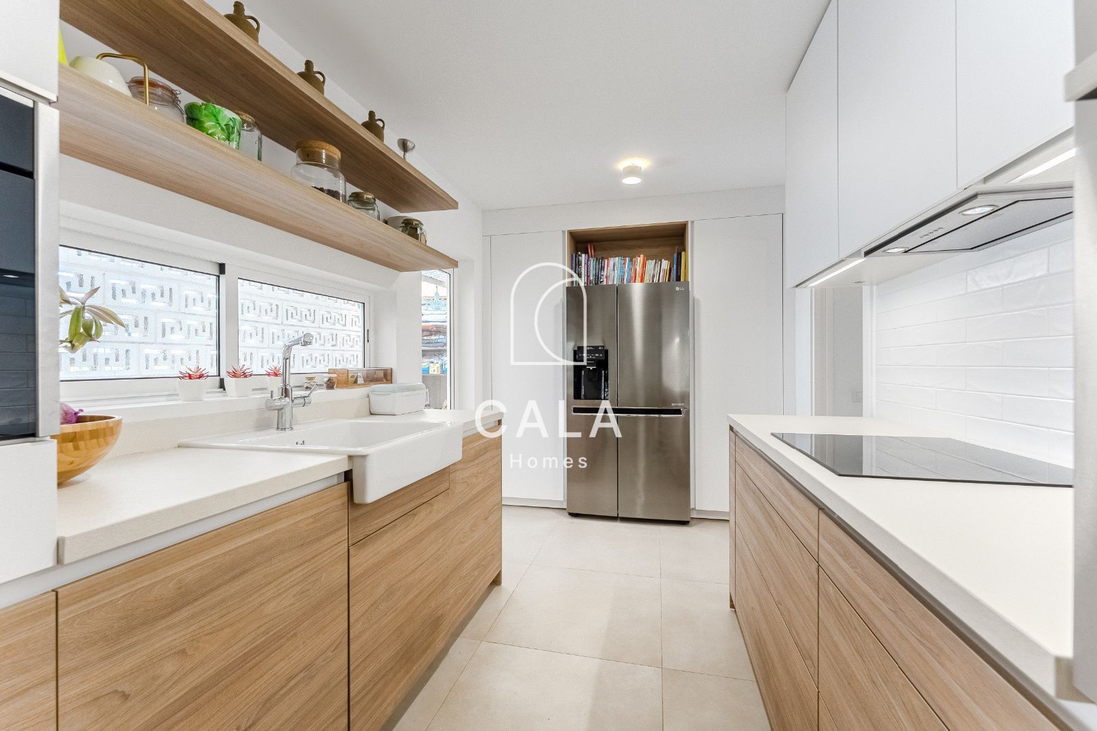 Exclusive Corner House with Sea Views, Private Garden and Independent Studio