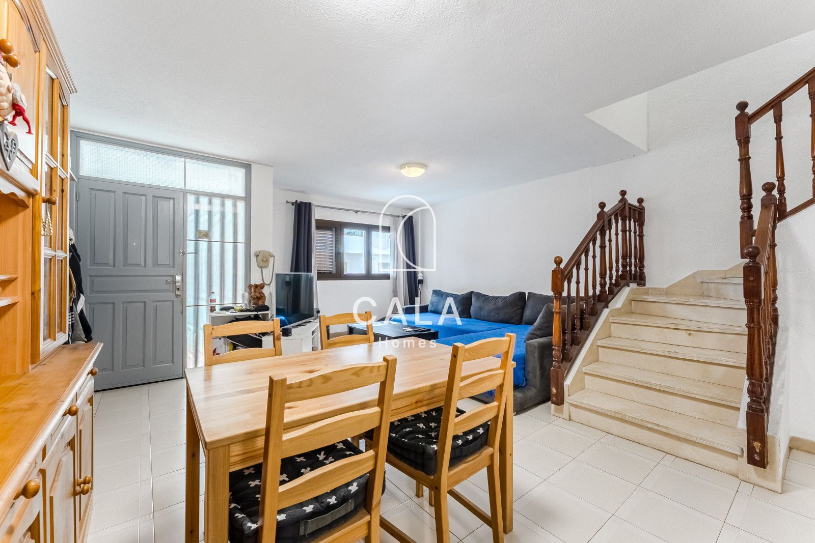 Chalet adosado a 50 m del paseo marítimo en Playa San Juan