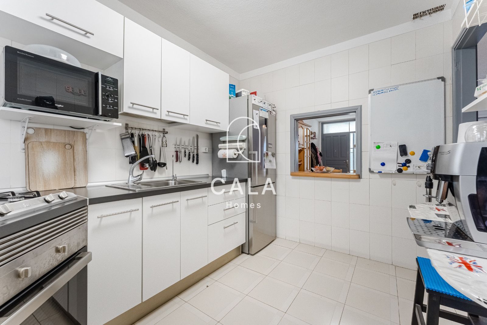 Chalet adosado a 50 m del paseo marítimo en Playa San Juan