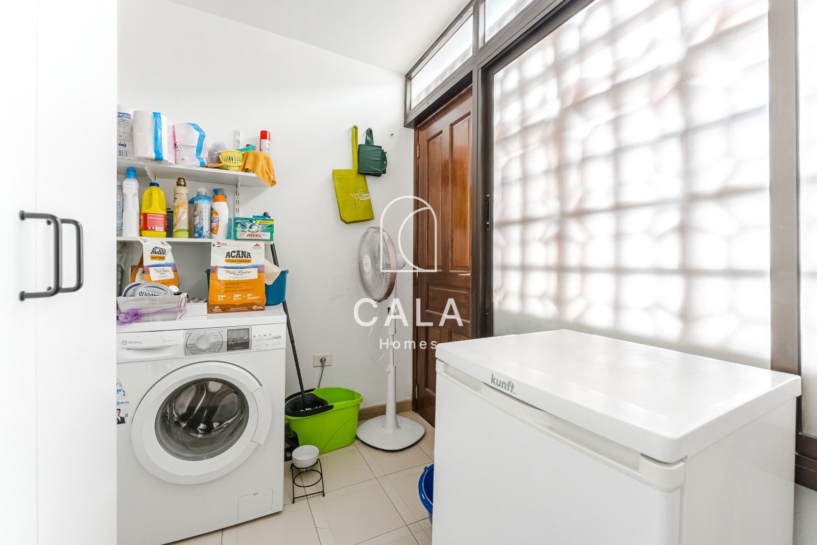 Chalet adosado a 50 m del paseo marítimo en Playa San Juan