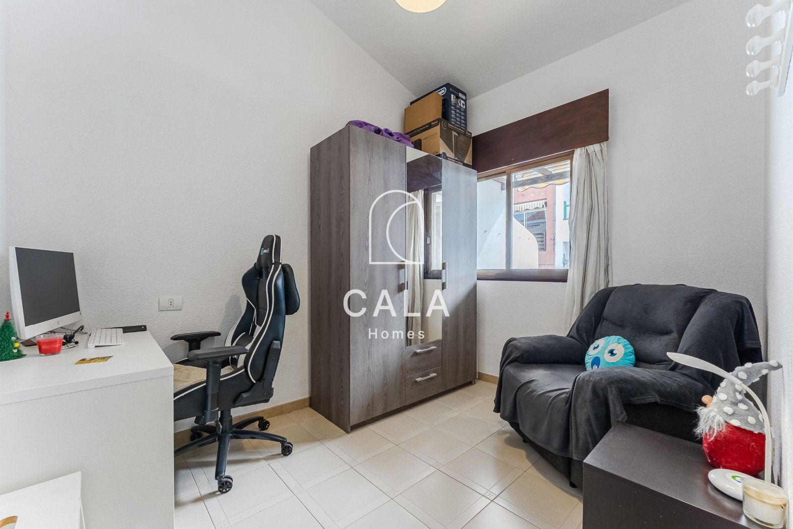 Chalet adosado a 50 m del paseo marítimo en Playa San Juan