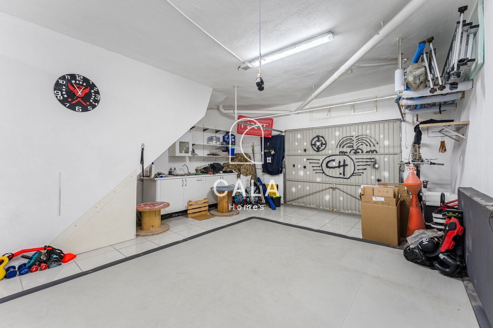 Chalet adosado a 50 m del paseo marítimo en Playa San Juan