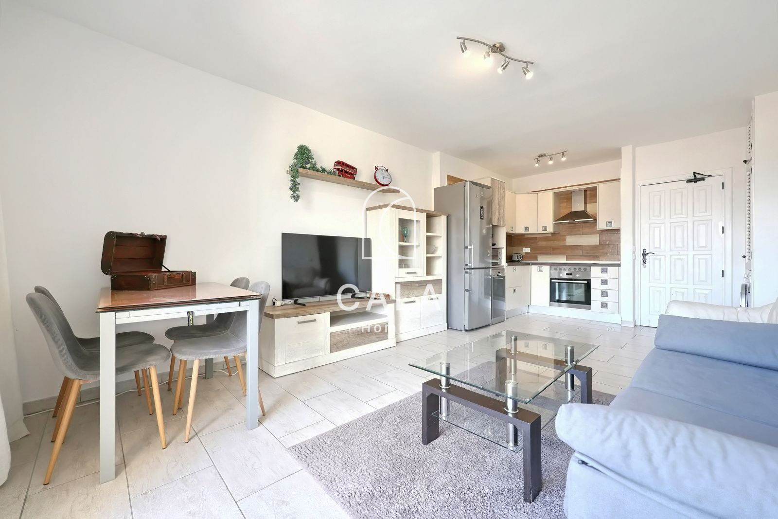 Apartamento con vistas al océano y al Teide en Playa Paraíso