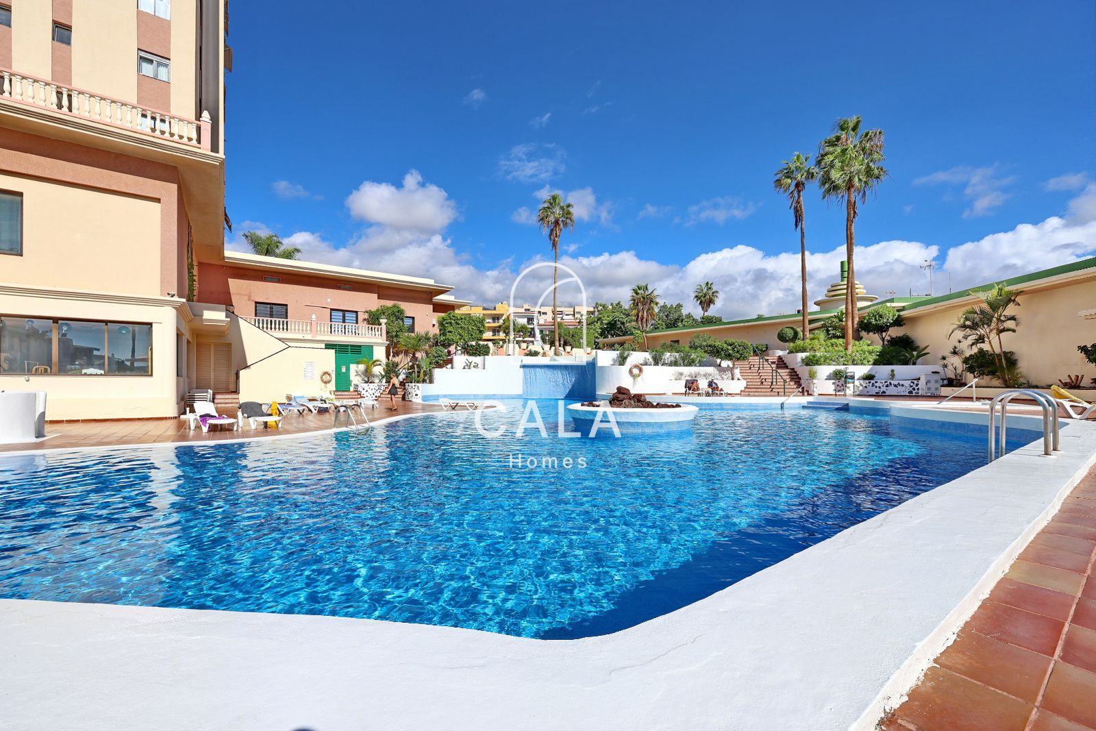 Apartamento con vistas al océano y al Teide en Playa Paraíso