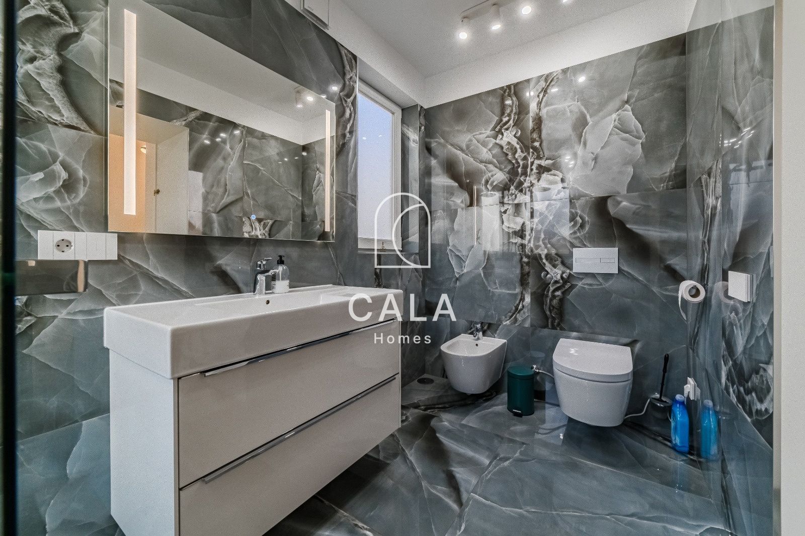 4-bedroom villa with panoramic views in Bahia del Duque