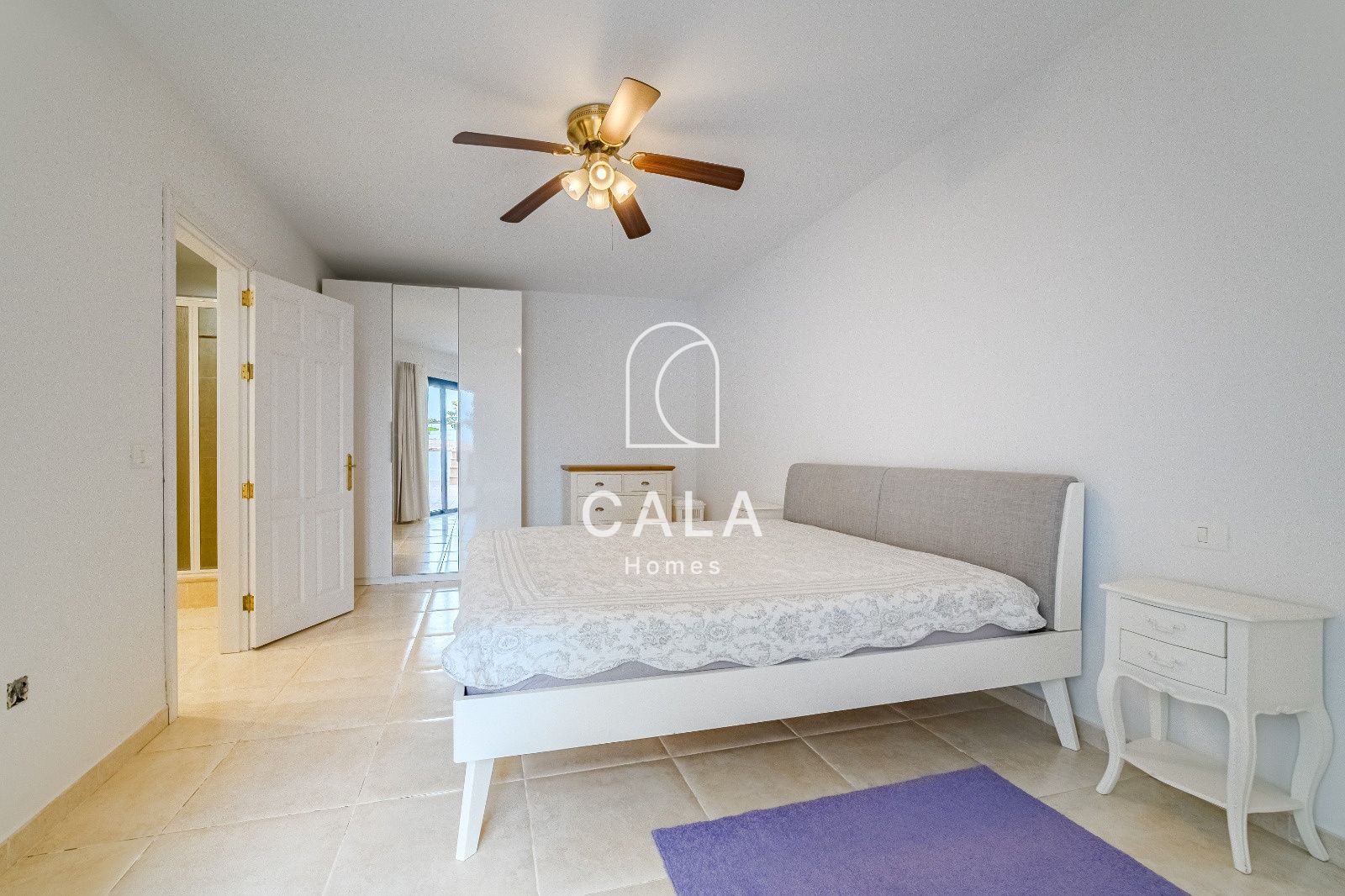 4-bedroom villa with panoramic views in Bahia del Duque