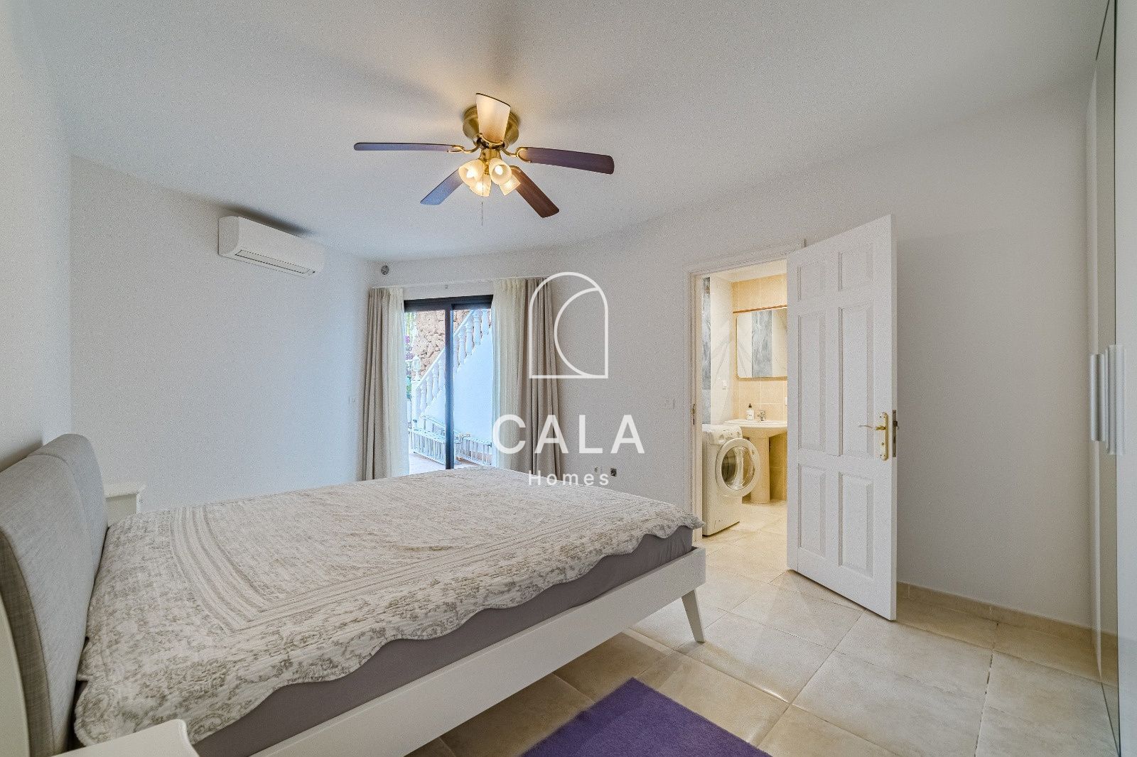 4-bedroom villa with panoramic views in Bahia del Duque