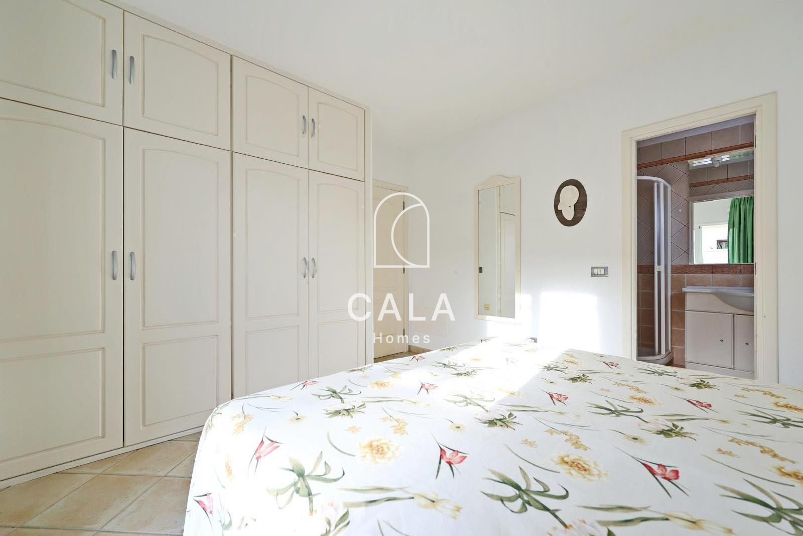 Beautiful Villa with Private Pool in Callao Salvaje