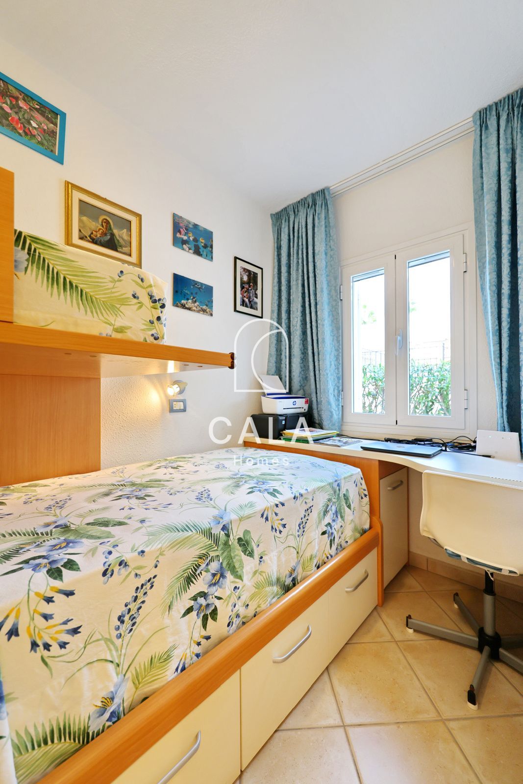 Beautiful Villa with Private Pool in Callao Salvaje