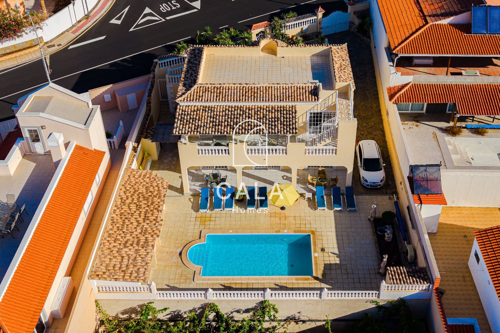 Detached 5 bedroom villa in Callao Salvaje, Adeje, South Tenerife