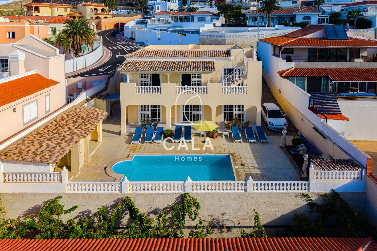 Detached 5 bedroom villa in Callao Salvaje, Adeje, South Tenerife