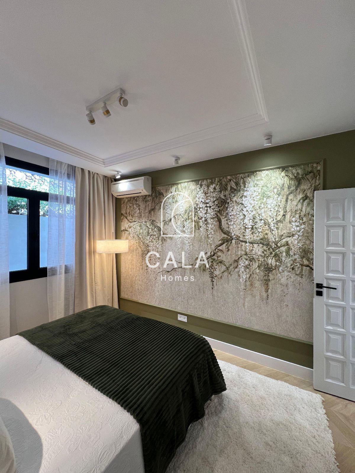 Lujosa Villa en San Eugenio Alto con Vistas Panorámicas