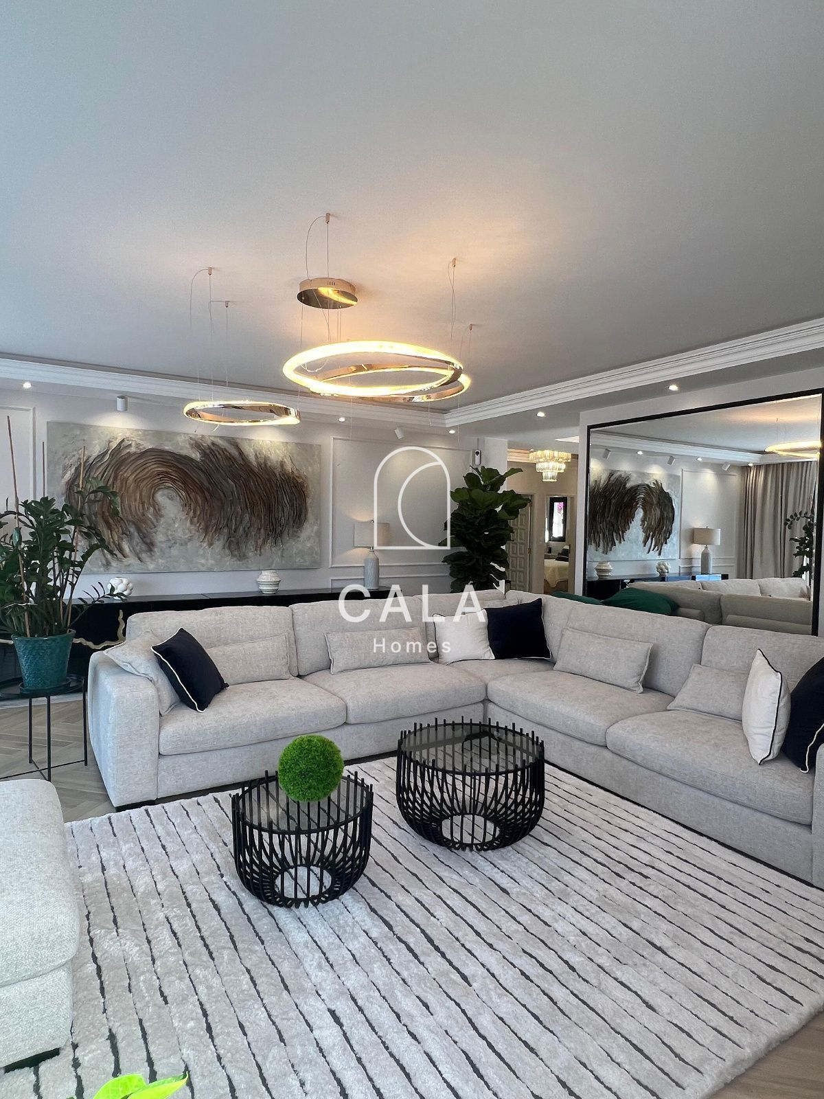 Lujosa Villa en San Eugenio Alto con Vistas Panorámicas