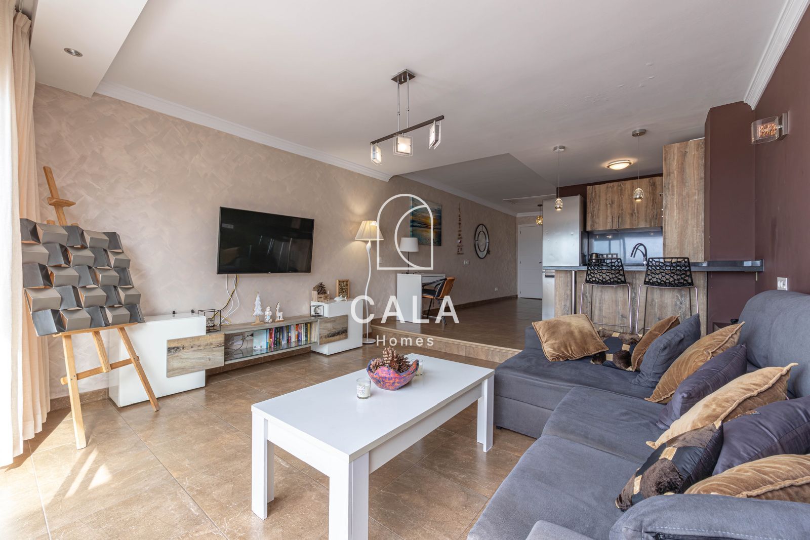 Opportunity in Costa Adeje: Penthouse with Terrace and Sea View