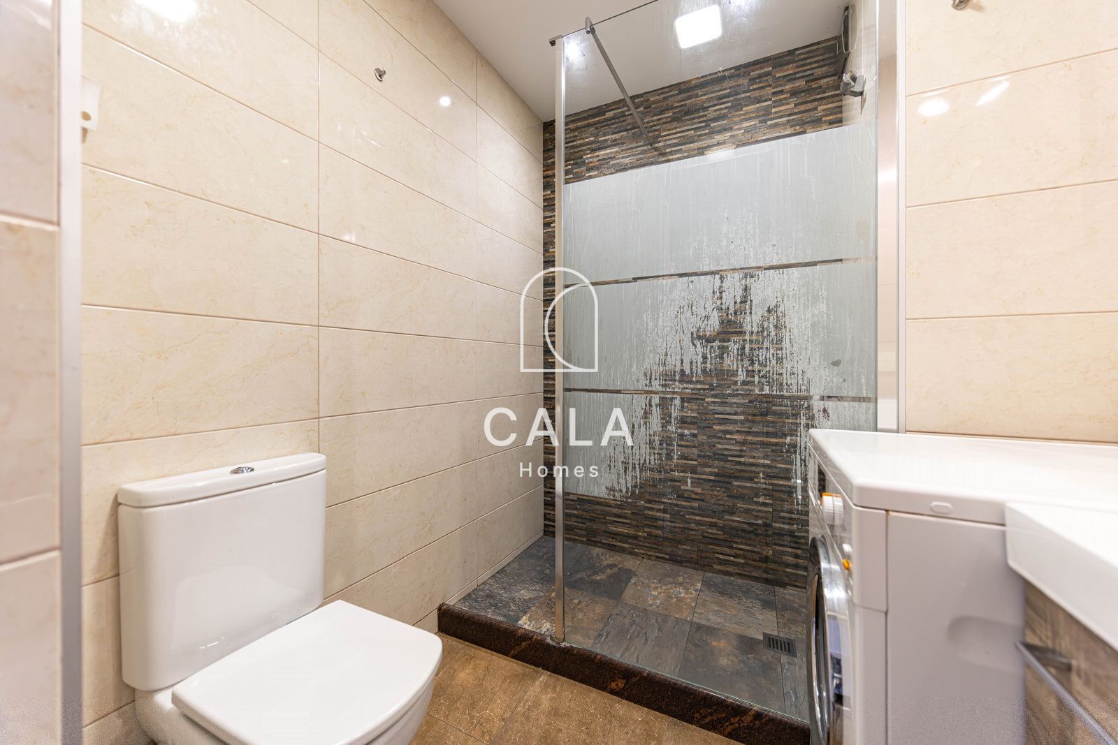 Opportunity in Costa Adeje: Penthouse with Terrace and Sea View