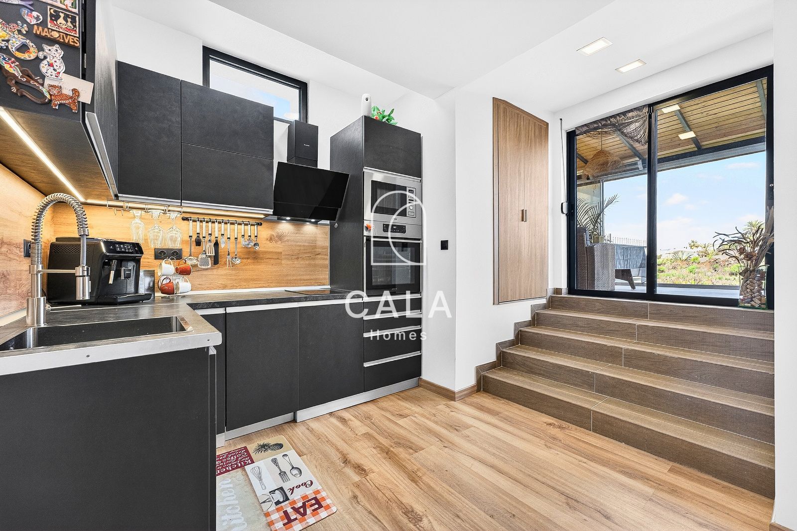 Unique Property with Studio and Ocean Views in Guia de Isora